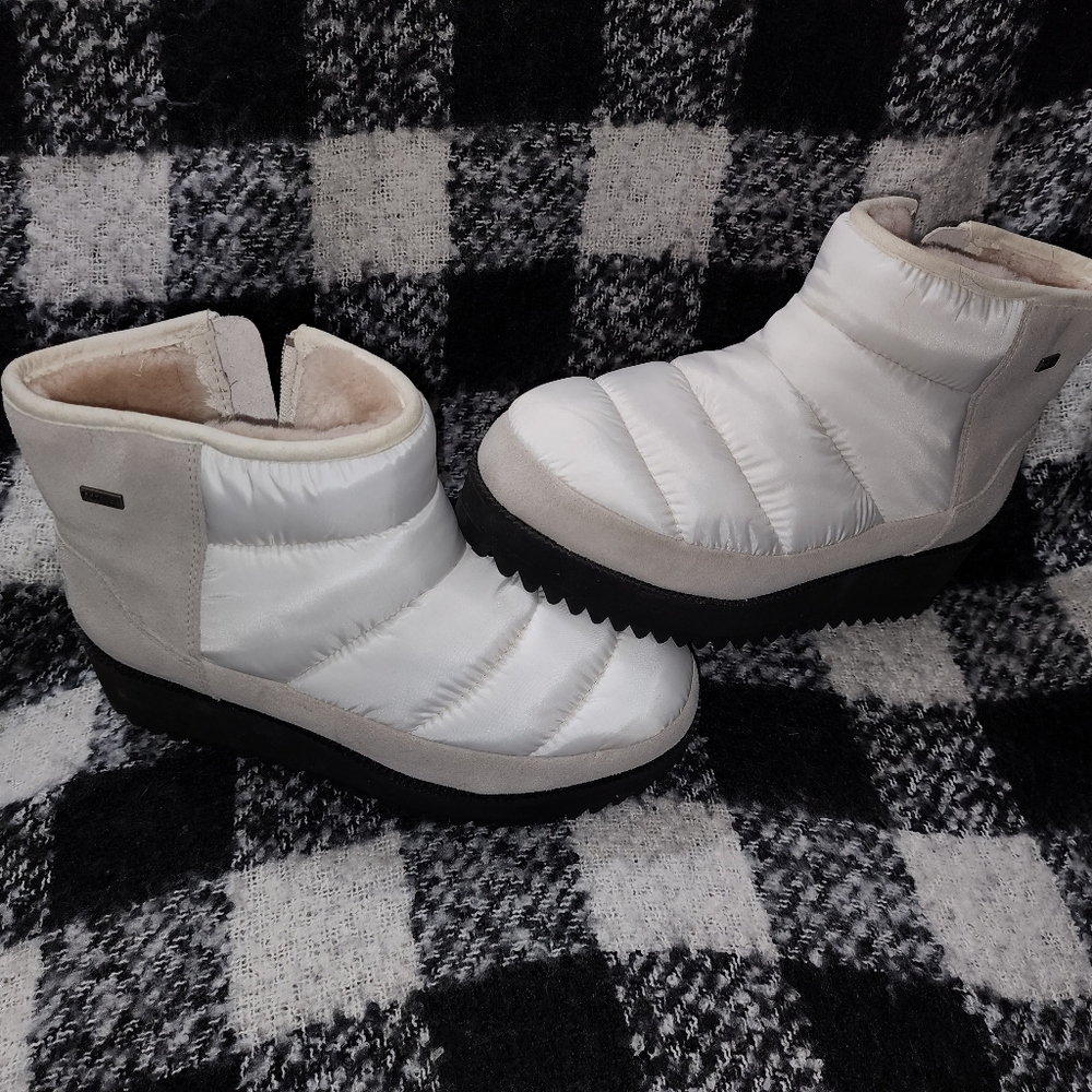 UGG WOMEN'S RIDGE MINI